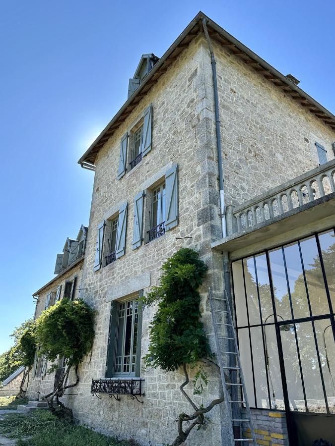 Le Manoir Du Rigouneix Au Coeur De La Nature, Calme-sauna-diner Maison Alojamento de Acomodação e Pequeno-almoço *
